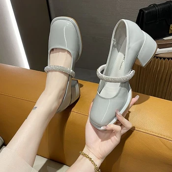 Женская обувь 2023 года в готическом стиле с кристаллами, женская летняя обувь на среднем каблуке с квадратным носком, массивный горный хрусталь в японском стиле 